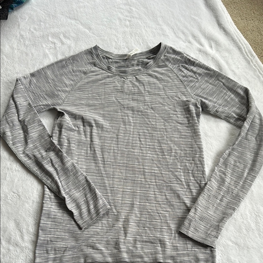 Athleta Gray Striped Long Sleeve Shirt
